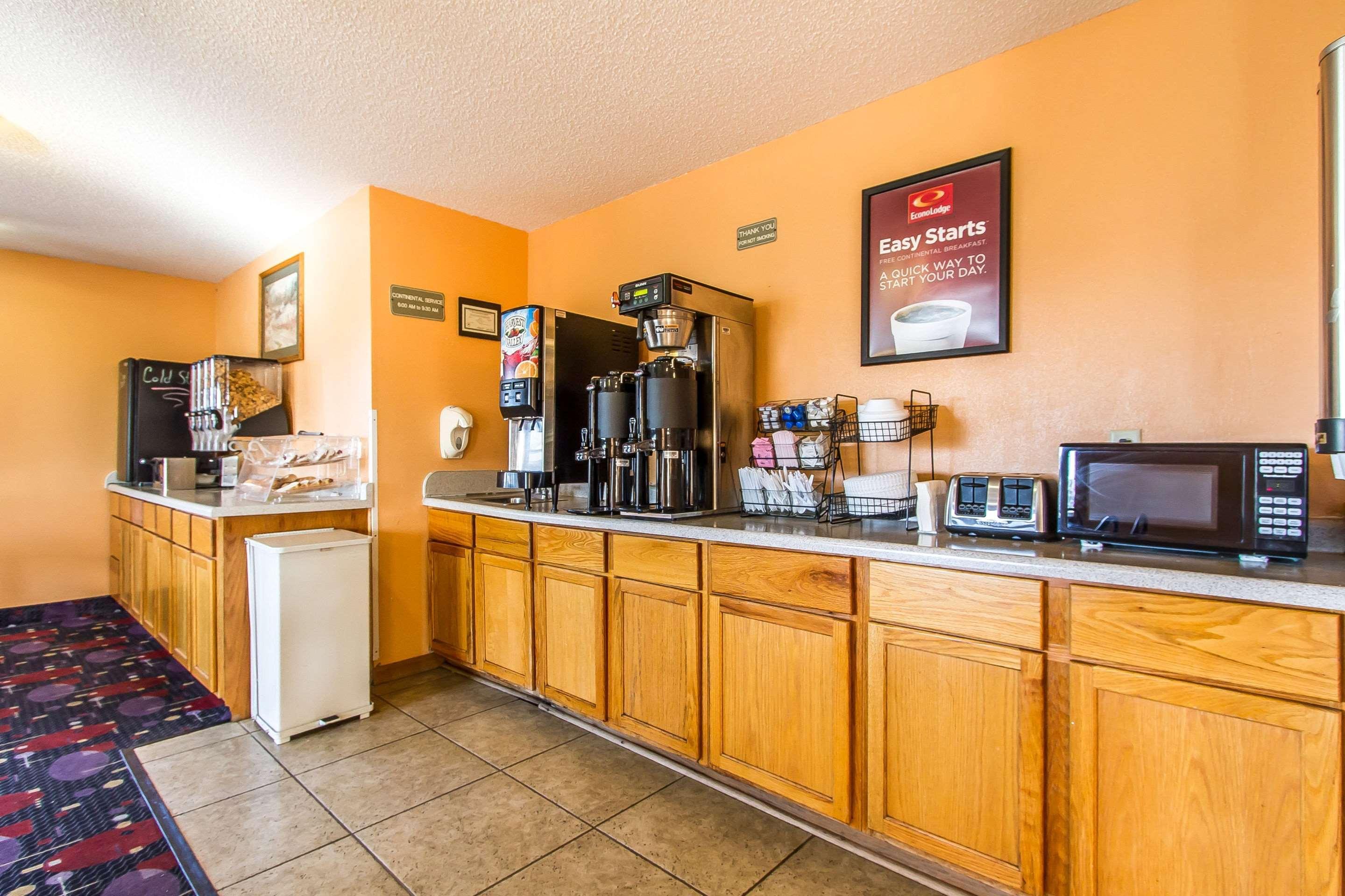 Econo Lodge & Suites Pekin Екстер'єр фото