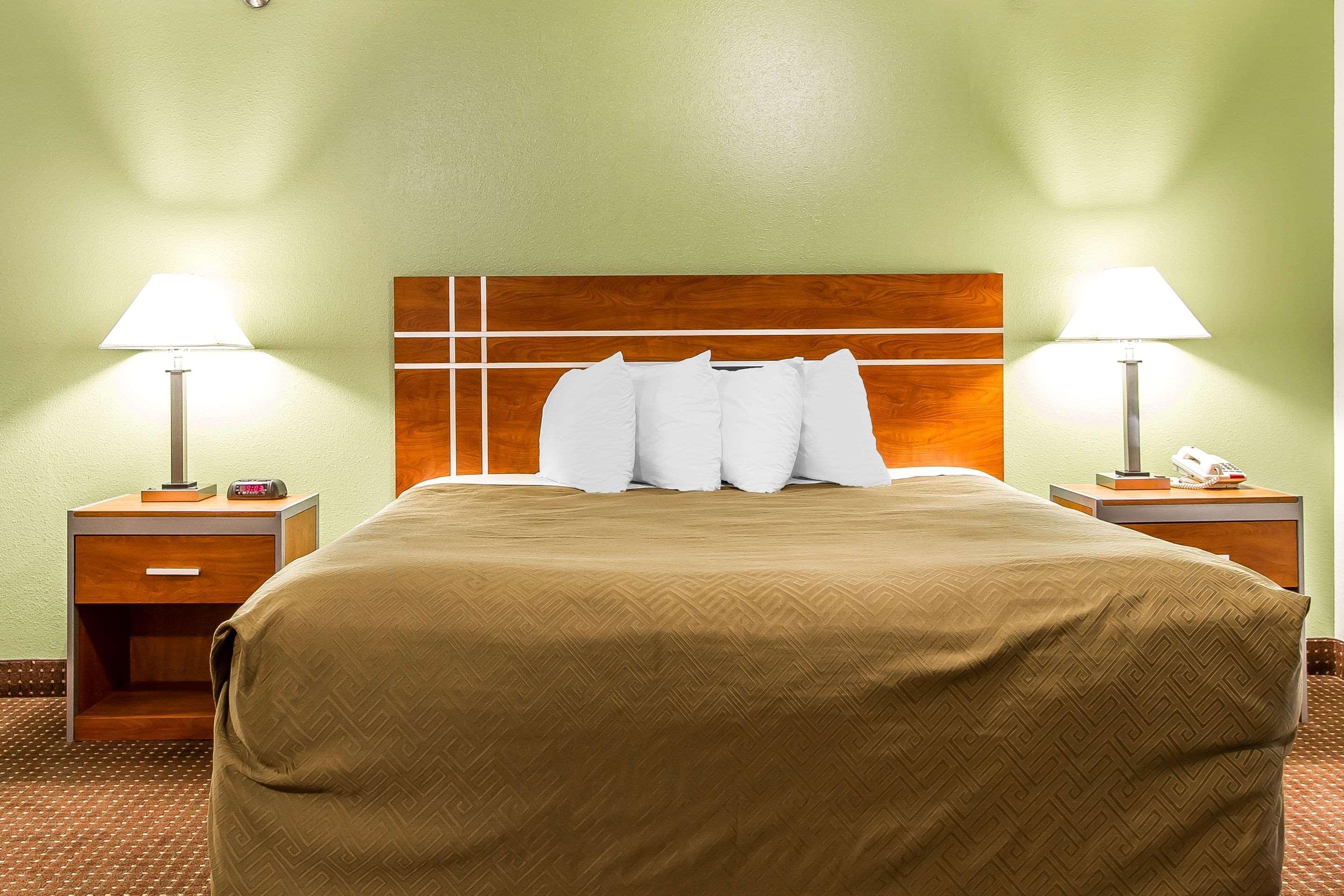 Econo Lodge & Suites Pekin Екстер'єр фото