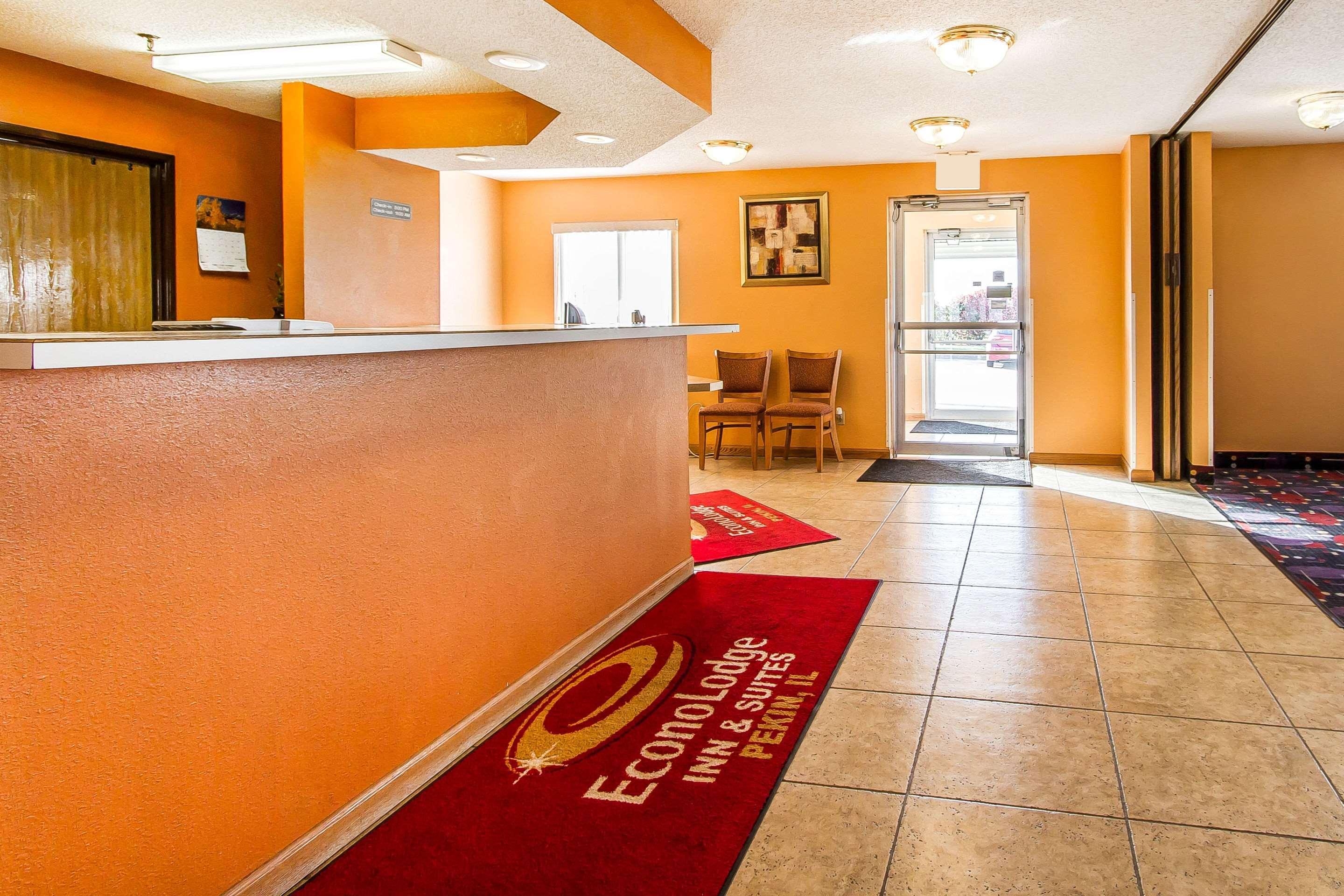 Econo Lodge & Suites Pekin Екстер'єр фото